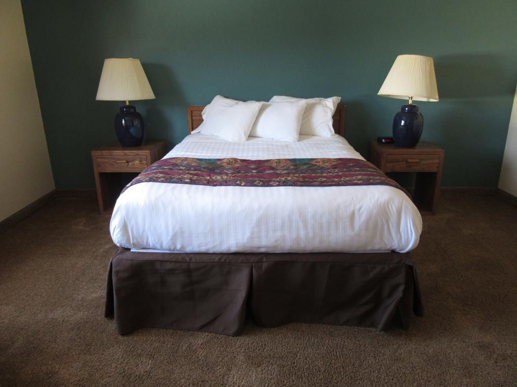 Al'S Westward Ho Motel West Yellowstone Extérieur photo